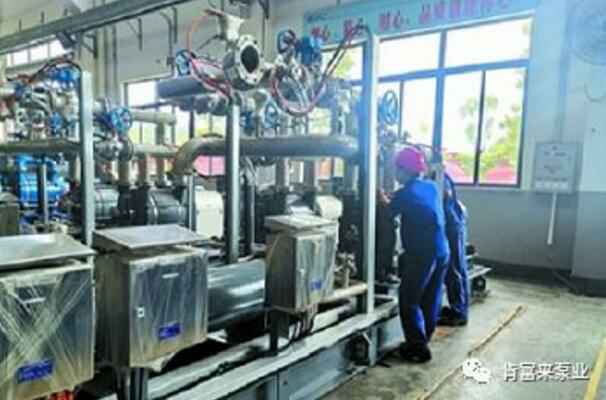 开云官方版网站在线登入-开云KaiYun(中国)生产线员工正在组装化工成套机组