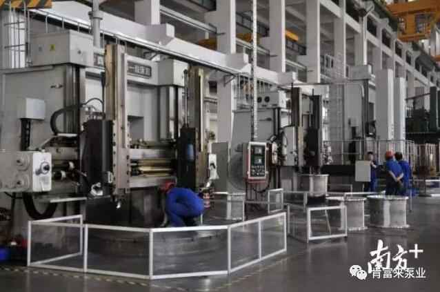 65年来，开云官方版网站在线登入-开云KaiYun(中国)一直专注于泵领域的研究和应用，图为开云官方版网站在线登入-开云KaiYun(中国)车间